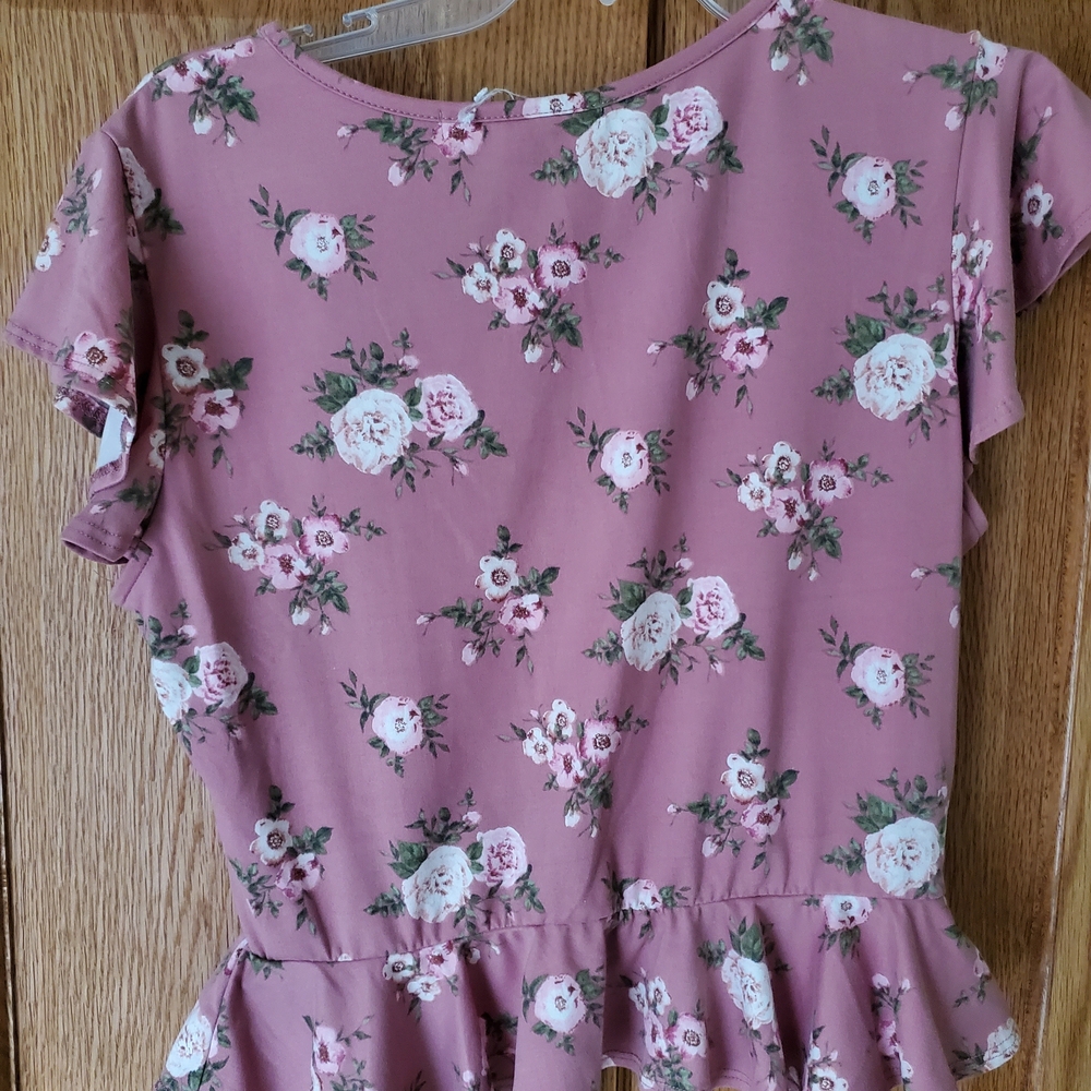 Floral Ruched Pink Kids Top - Picture 2 of 3